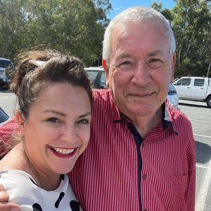 Meet your Posher, Sharon